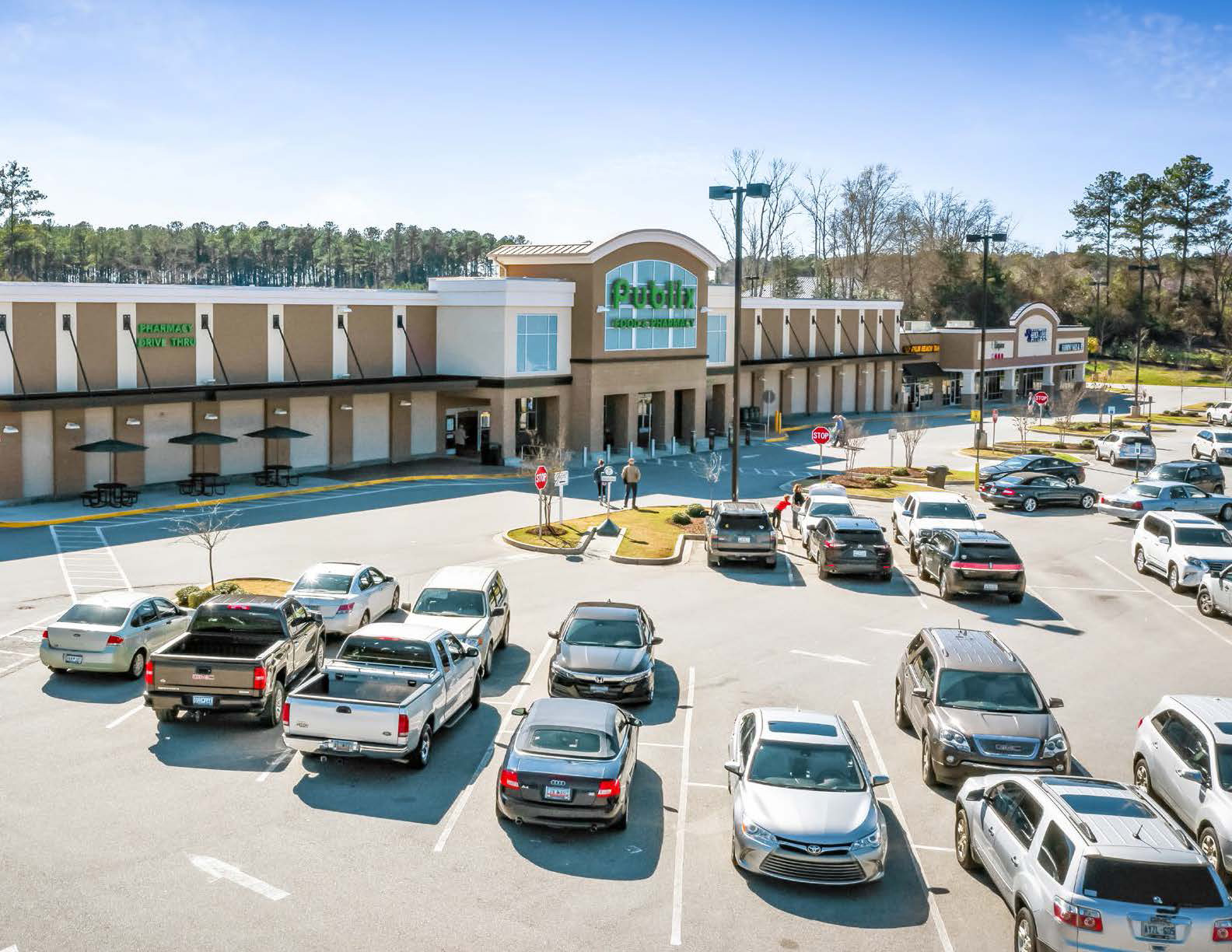 Chapin Crossing Publix and Oarking Lot in Chapin South Carolina